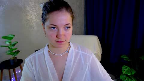 Snapshot of arlana_klart chatting on 11-21-25, 01:37 Arlana online show from 11-21-25, 01:37