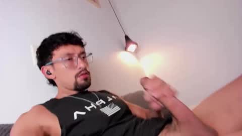 Arley Moren online show from 04-07-26, 03:07