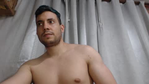 Snapshot of armando_2002 chatting on 09-16-25, 04:35 ARMANDO online show from 09-16-25, 04:35