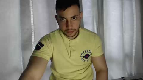 Snapshot of armando_2002 chatting on 09-19-25, 04:40 ARMANDO online show from 09-19-25, 04:40