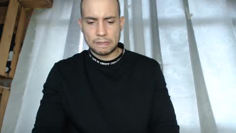 Snapshot of armando_2002 chatting on 10-03-25, 06:49 ARMANDO online show from 10-03-25, 06:49