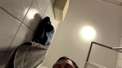 armyskater32 online show from 03-19-26, 09:19