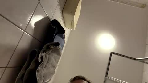 armyskater32 online show from 04-06-26, 06:25