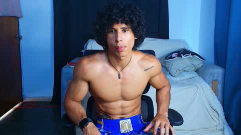 Snapshot of arnold_black69 chatting on 03-15-26, 06:14 arnold black online show from 03-15-26, 06:14