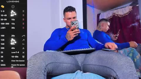 Snapshot of arnold_sexy_hot98 chatting on 01-11-25, 12:55 arnold sexy hot98 online show from 01-11-25, 12:55
