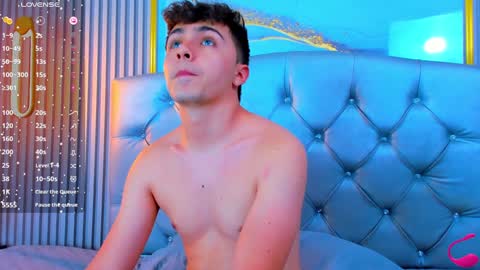 aron__cooper online show from 12-21-24, 10:40