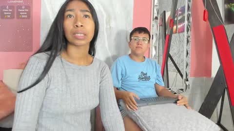 Alexa  Aron online show from 02-08-25, 01:22