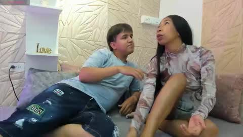 Alexa  Aron online show from 11-28-25, 01:41