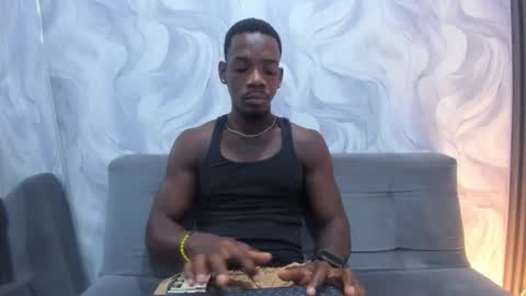 A R O N online show from 03-21-26, 01:05