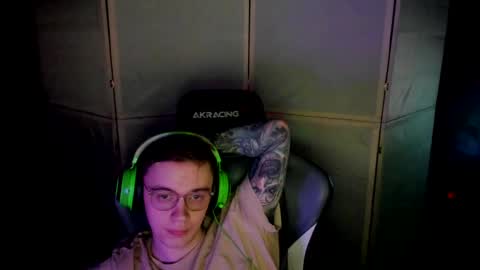 biggest penis  online show from 02-13-25, 12:13