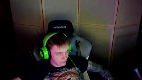 biggest penis  online show from 02-20-25, 09:31