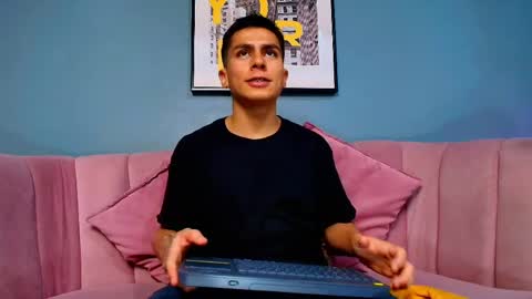 aron_pulse online show from 05-04-26, 07:43