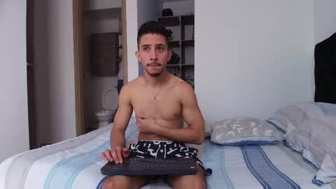 Snapshot of aron_santoro1 chatting on 01-07-26, 03:14 Aron Santoro online show from 01-07-26, 03:14