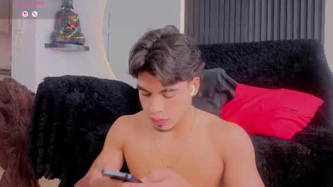 Snapshot of aron_steel04 chatting on 02-05-26, 02:22 Your Aron online show from 02-05-26, 02:22