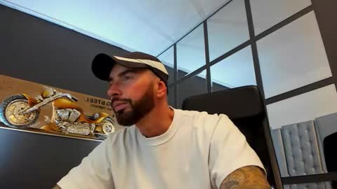 AronGrant online show from 09-24-25, 09:23