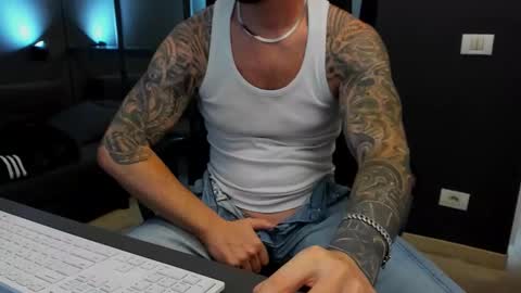 AronGrant online show from 11-10-25, 10:36