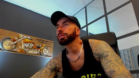 AronGrant online show from 12-16-25, 10:31