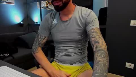 AronGrant online show from 02-06-26, 09:45