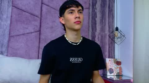 Arontawers online show from 04-20-26, 07:26