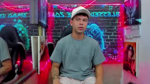 Aroon   online show from 03-20-26, 04:50