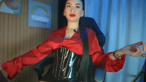    online show from 11-07-25, 05:46