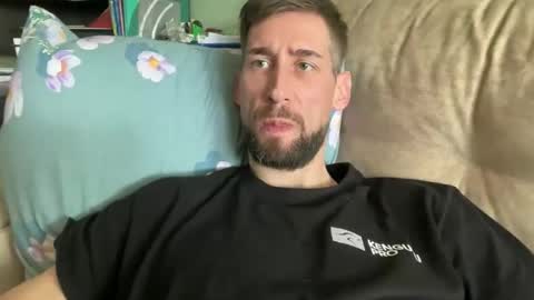 Ivan  online show from 04-25-26, 11:57