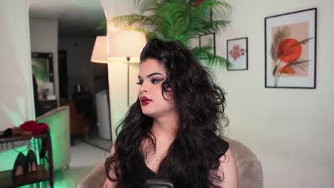 Chloe  online show from 01-26-25, 07:31