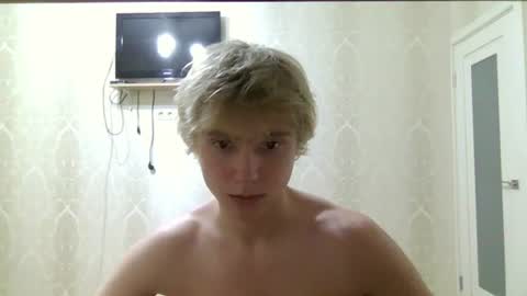 Snapshot of artem228play chatting on 06-30-26, 11:28 artem228play online show from 06-30-26, 11:28