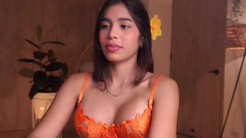 Snapshot of artemia_ chatting on 11-08-25, 12:22 Amanda online show from 11-08-25, 12:22