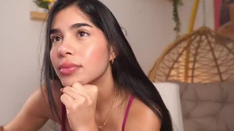 Snapshot of artemia_ chatting on 07-18-26, 04:11 Amanda online show from 07-18-26, 04:11