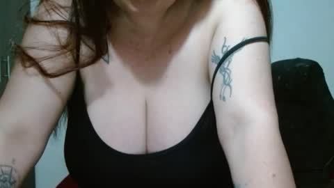 Snapshot of artemisa_bbloom chatting on 03-13-26, 06:09 Christy. online show from 03-13-26, 06:09