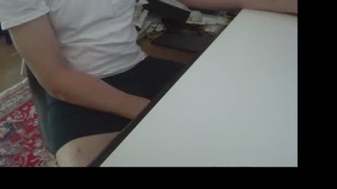 Snapshot of artesian99 chatting on 07-04-26, 01:28 artesian99 online show from 07-04-26, 01:28