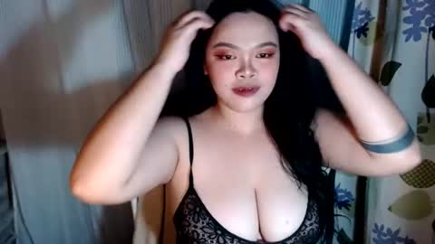 Snapshot of arthemist11 chatting on 06-15-26, 03:31 monica online show from 06-15-26, 03:31