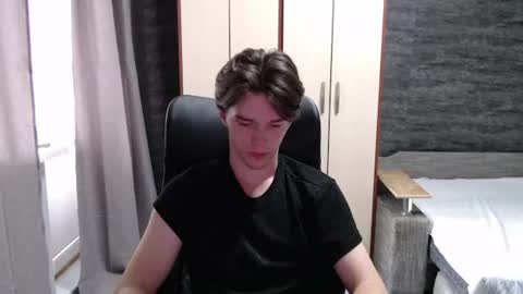 Snapshot of arthur__king chatting on 07-09-26, 01:26 Arthur online show from 07-09-26, 01:26