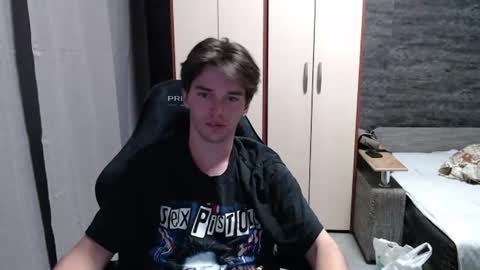 Snapshot of arthur__king chatting on 07-13-26, 02:20 Arthur online show from 07-13-26, 02:20