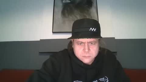 arthure944491 online show from 11-17-25, 08:36