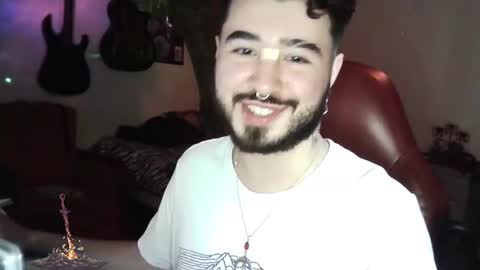 Snapshot of artorias_4 chatting on 12-16-24, 02:04 artorias 4 online show from 12-16-24, 02:04