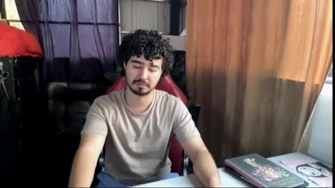 Snapshot of artorias_4 chatting on 10-15-25, 10:21 artorias 4 online show from 10-15-25, 10:21