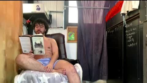 Snapshot of artorias_4 chatting on 10-24-25, 09:33 artorias 4 online show from 10-24-25, 09:33