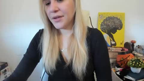 MIA online show from 03-11-25, 01:23