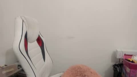 MIA online show from 11-08-25, 10:52