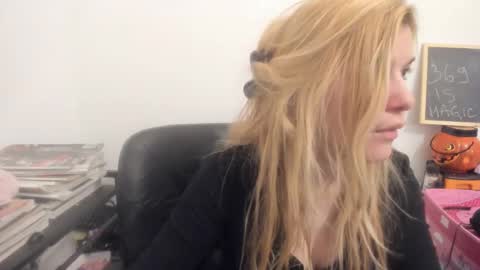 MIA online show from 04-03-26, 08:01