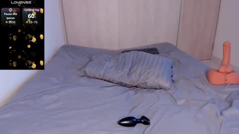 arturguy01 online show from 10-04-25, 11:58