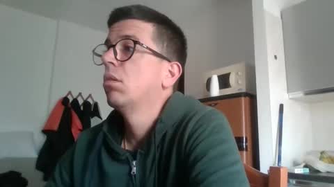 Snapshot of arturpaulval chatting on 03-23-26, 03:49 arturpaulval online show from 03-23-26, 03:49