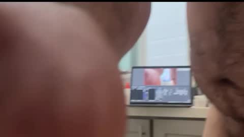 Snapshot of artyparty818 chatting on 03-21-26, 09:40 artyparty818 online show from 03-21-26, 09:40