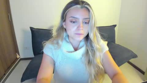 Snapshot of ary_cam230 chatting on 05-12-26, 11:02 Zahaara online show from 05-12-26, 11:02
