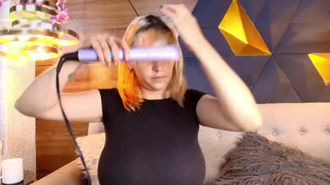 sofia online show from 04-20-26, 11:02