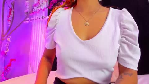 Snapshot of arya_alaya_cr chatting on 12-01-25, 11:48 ARYA online show from 12-01-25, 11:48