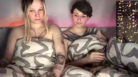 Arya brunett and Cassie blond online show from 02-27-25, 12:13