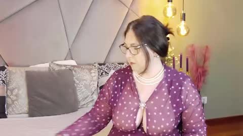 Snapshot of aryaeve chatting on 05-21-26, 05:47 Aryana online show from 05-21-26, 05:47